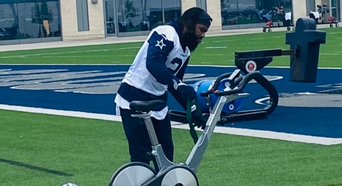 44A29C8B-3E17-4037-BAD6-D046F8D4E9AA